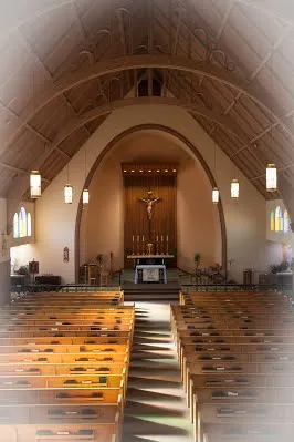 Holy Cross - interior